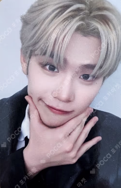 2026 SEASON'S GREETINGS [(0_1) World] APPLEMUSIC