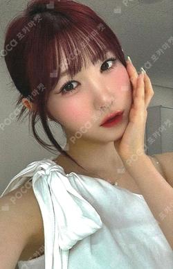 iLy JUMP UP HITOMI photocard image