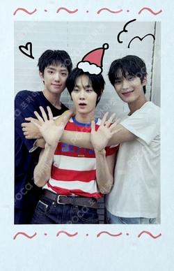 EVNNE X EVNNIZ 'CHRISTMAS EVENNIZ' Random Polaroid Pack