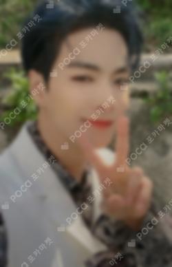 The Nocturne YES24 JR photocard image