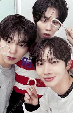 EVNNE X EVNNIZ 'CHRISTMAS EVENNIZ' Blanket Unit photocard image