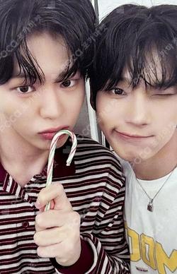 EVNNE X EVNNIZ 'CHRISTMAS EVENNIZ' Blanket