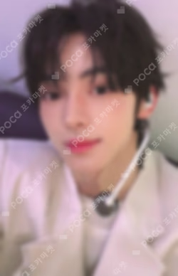 TRY WITH US YIZHIYU HANJIN photocard image