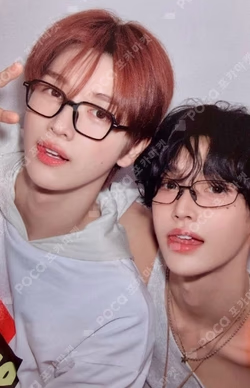 2026 SEASON'S GREETINGS RANDOM TRADING CARD SET A ver. Unit photocard image