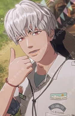 2026 SEASON'S GREETINGS [Heart Tracker] Eunho photocard image