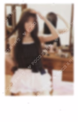 LE SSERAFIM 2026 SEASON’S GREETINGS HONG EUNCHAE photocard image