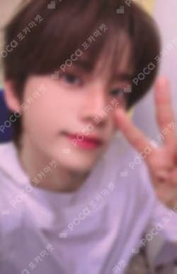 TRY WITH US YIZHIYU SHINYU photocard image