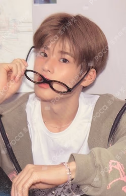 2026 SEASON'S GREETINGS RANDOM TRADING CARD SET A ver.