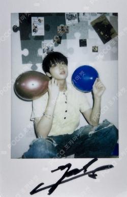 X SHOP X OX:N PHOTOBOOK YECHAN photocard image