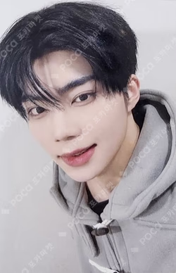 NEVER SAY NEVER MAKESTAR PARK GUNWOOK photocard image