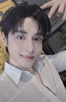 2026 SEASON'S GREETINGS [(0_1) World] Mnet Plus Merch KIM JIWOONG photocard image