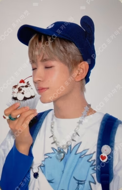 2026 SEASON'S GREETINGS WITHMUU YUSHI photocard image