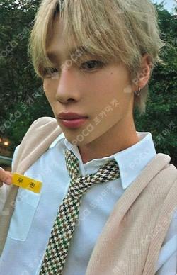 NEW CHAPTER : DESEAR ELSE ver. EVER ver. MUZIN photocard image