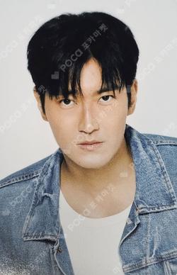 2026 SEASON'S GREETINGS YES24 SIWON photocard image