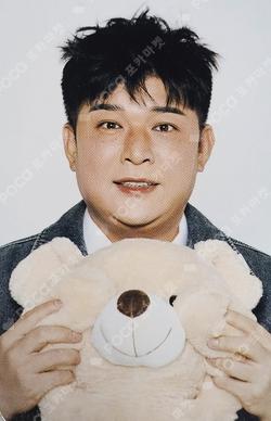 2026 SEASON'S GREETINGS YES24 SHINDONG photocard image