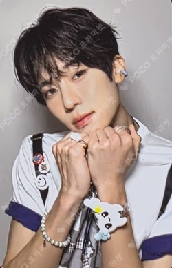 2026 SEASON'S GREETINGS RANDOM TRADING CARD SET B ver.