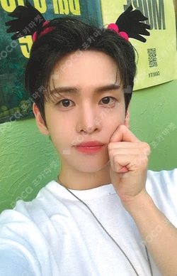 Dare to Crave : Epilogue WITHMUU ALLEN photocard image