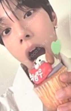 BOYS II PLANETArchive Exhibition ‘AFTER, JOURNEY’ HOLDER &  PHOTOCARD SET CHUEI LI YU photocard image