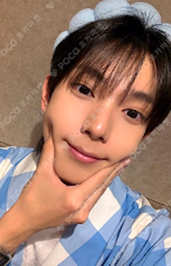 BOYS II PLANETArchive Exhibition ‘AFTER, JOURNEY’ HOLDER &  PHOTOCARD SET CHUEI LI YU photocard image