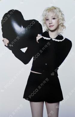 i-dle MEDIA EXHIBITION : CITY of SENSE TRADING CARD SET YUQI photocard image