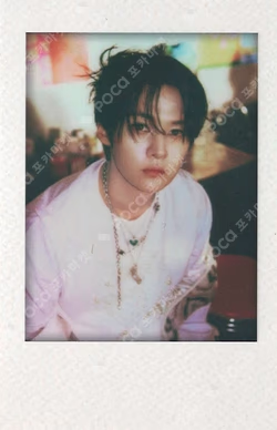 2026 SEASON'S GREETINGS [STRAIGHT SUPPER CLUB] LEE KNOW photocard image