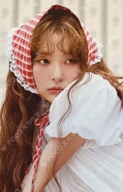 2026 SEASON'S GREETINGS RANDOM TRADING CARD SET A ver. SEULGI photocard image