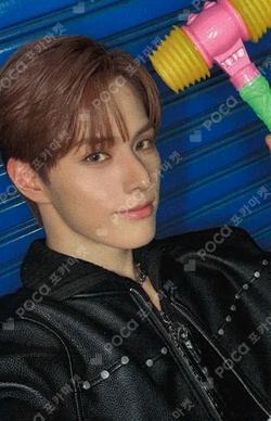 HOUSE OF TRICKY : WRECKING THE HOUSE HIGHER JINSIK photocard image