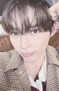 2026 SEASON'S GREETINGS [(0_1) World] Plus Chat Shop SUNG HANBIN photocard image