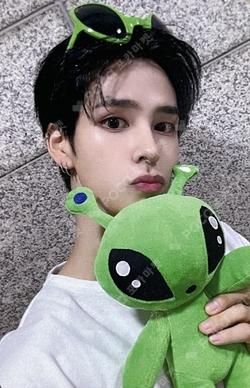 Dare to Crave : Epilogue SOUND WAVE SERIM photocard image