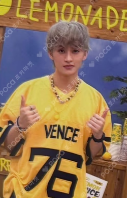 2026 SEASON'S GREETINGS RANDOM TRADING CARD SET A ver. MARK photocard image