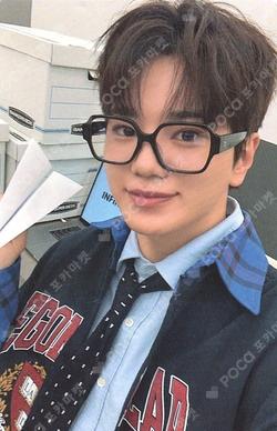 INFINITE 2026 SEASON'S GREETINGS LeeSeongJong photocard image