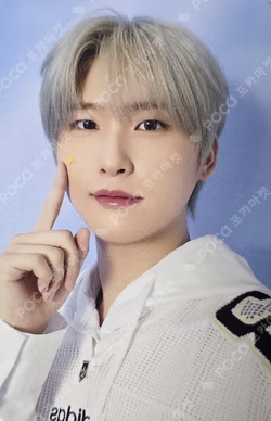 2026 SEASON'S GREETINGS WE ARE CRAVITY CREW WOOBIN photocard image