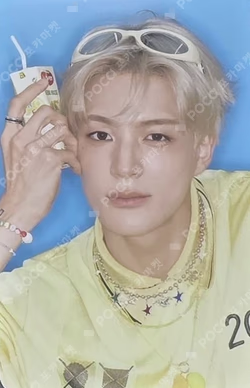 2026 SEASON'S GREETINGS RANDOM TRADING CARD SET A ver. JENO photocard image