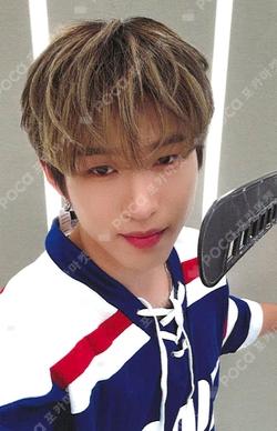 YOUNI-T MAKESTAR DEY photocard image