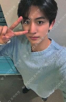 YOUNI-T MOKKET SHOP HYUNGSEOK photocard image