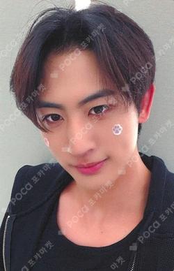 YOUNI-T MAKESTAR HYUNGSEOK photocard image