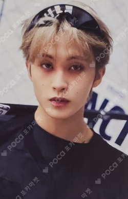 2026 SEASON'S GREETINGS RANDOM TRADING CARD SET A ver. MARK photocard image