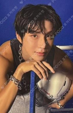 2026 SEASON'S GREETINGS RANDOM TRADING CARD SET A ver. JUNGWOO photocard image