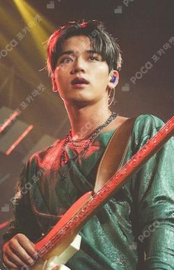 Lovely Runner OST ECLIPSE SPECIAL MINI ver. HYUK photocard image