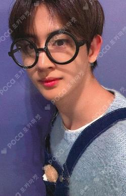 YOUNI-T MAKESTAR HYUNGSEOK photocard image