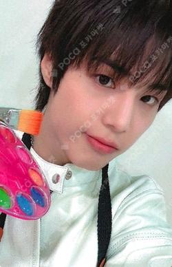 Trophy Hellolive shop Hwang Seong Bin photocard image