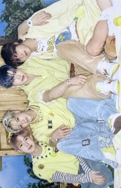 2026 SEASON'S GREETINGS Unit photocard image