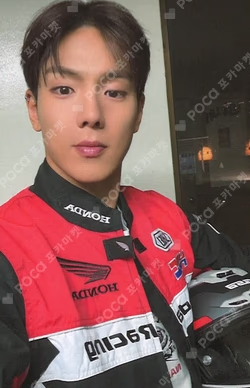 THE X WITHMUU SHOWNU photocard image