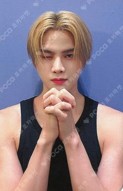 Electric Heart : Born to Glow DEAR MY MUSE MYUNG HO photocard image