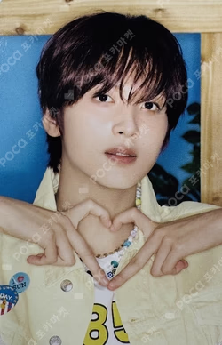 2026 SEASON'S GREETINGS KTOWN4U HAECHAN photocard image