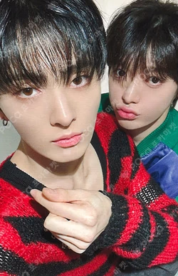 LOST 1st music Unit photocard image