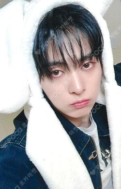 LOST JUMP UP Takuma photocard image