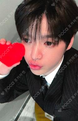 LOST Mubeat Yuma photocard image