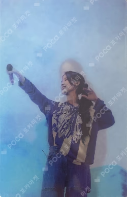 2026 SEASON'S GREETINGS IU photocard image