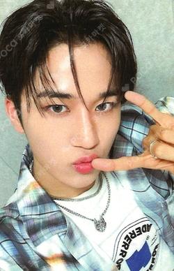 AWAKENING EVERLINE JunWoo photocard image